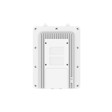 Grandstream GWN7670LR Outdoor Wi‑Fi 7 AP | 3.6 Gbps, 350m Range, SFP
