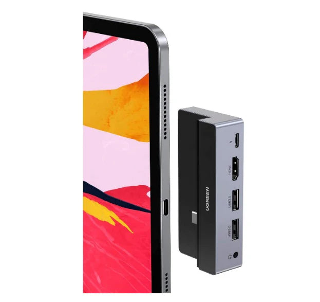UGREEN 70688 5-in-1 USB-C Hub for iPad Pro – 4K 60Hz, 100W PD & 3.5mm Audio